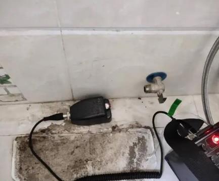 阜平屋顶漏水维修公司分享下卫生间漏水的危害及解决方法